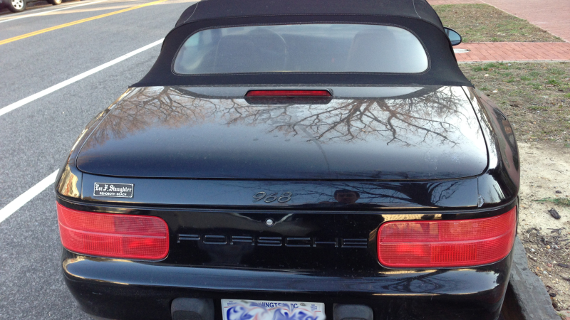 Illustration for article titled This Porsche 968 Is Great, Great, Great